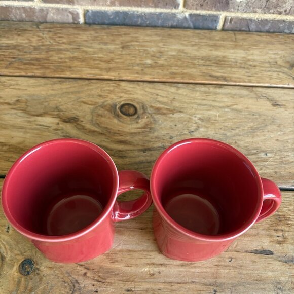2 Homer Laughlin Fiesta Scarlet D Handle Square Bottom Mugs Fiestaware 12oz READ - Picture 2 of 12